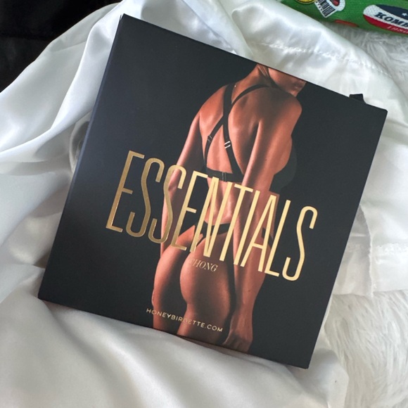NWT new NIB Essentials thong - black - Honey Birdette panty